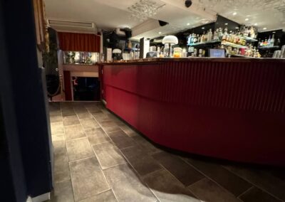 Bar 7